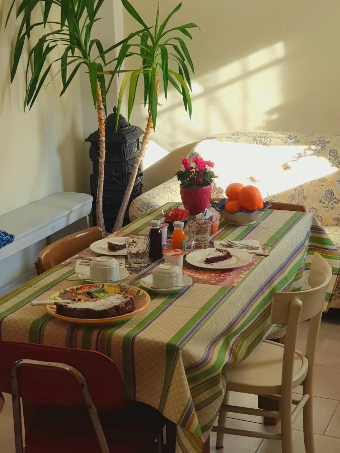 Bed and Breakfast Il Casolare Del Medio Olona Fagnano Olona Экстерьер фото